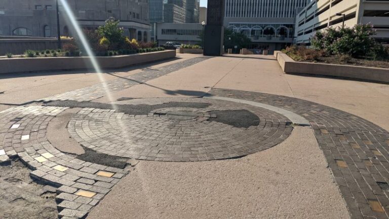 2022_09_16_Tulsa_CenterofUniverseCircle